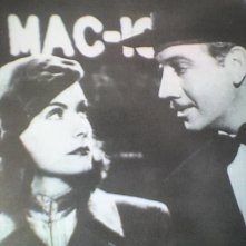 Greta Garbo e Melvyn Douglas in una scena di NINOTCHKA