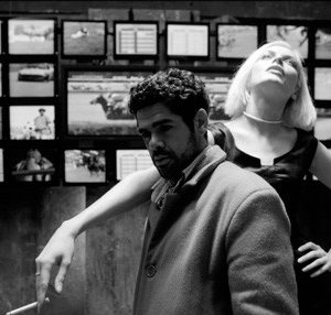 Jamel Debbouze con Rie Rasmussen in Angel-A