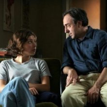 Silvio Orlando e Jasmine Trinca in una scena de Il caimano