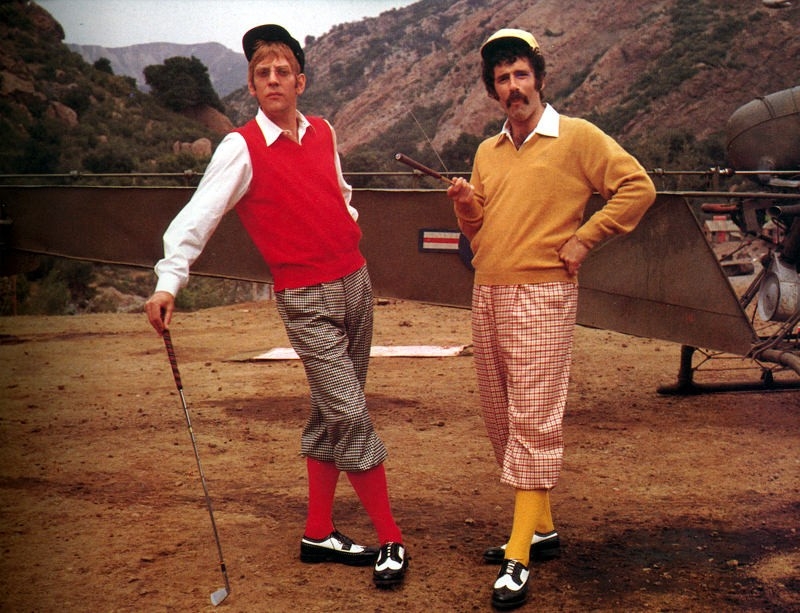 Elliott Gould e Donald Sutherland in MASH