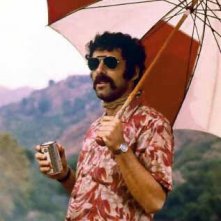 Elliott Gould in MASH