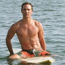 mare e windsurf per Matthew McConaughey in A casa con i suoi
