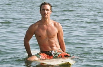 mare e windsurf per Matthew McConaughey in A casa con i suoi