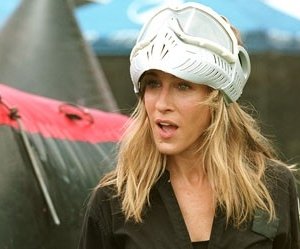 Sarah Jessica Parker in una sequenza della commedia A casa con i suoi