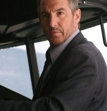 Brian Benben in una scena di Deer Woman