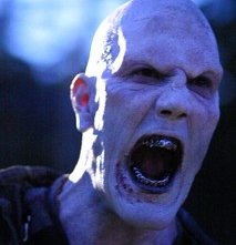 John DeSantis in una scena di Incident On and Off A Mountain Road