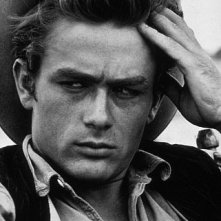 Un Intenso Primo Piano Di James Dean 24049