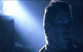 Harrison Ford in una sequenza di BLADE RUNNER