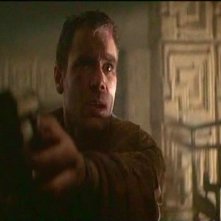 Harrison Ford in una scena di BLADE RUNNER di Ridley Scott