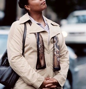 una bella immagine di Queen Latifah in L'ultima vacanza