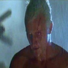 Rutger Hauer nel film BLADE RUNNER