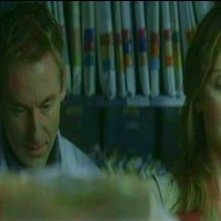 Richard Roxburgh e Calista Flockhart in una scena di FRAGILE