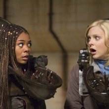 Regina Hall e Anna Faris in Scary Movie 4