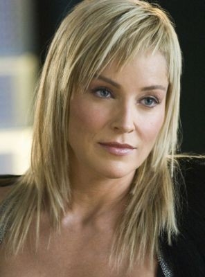 Un primo piano di Sharon Stone in Basic Instinct 2