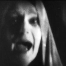 Camilla Horn in una scena di FAUST diretto nel '26 da F.W. Murnau