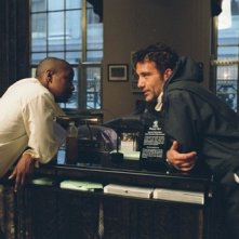 Denzel Washington e Clive Owen in una scena del film Inside Man