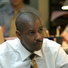 Denzel Washington in una scena del film Inside Man, diretto da Spike Lee