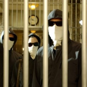 Una scena del film Inside Man