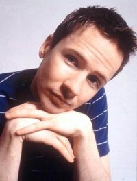 Un primo piano di John Cameron Mitchell