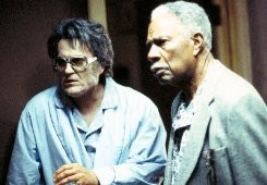 Bruce Campbell  ed Ossie Davis in Bubba Ho-Tep