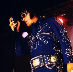 Bruce Campbell in Bubba Ho-Tep