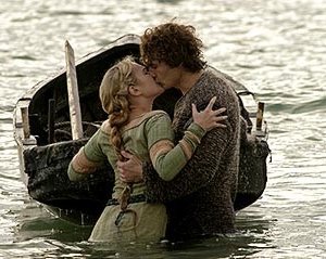 James Franco e Sophia Myles nel film Tristano e Isotta