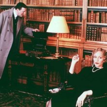 Kristin Scott Thomas E Stephen Fry In Una Scena Di Gosford Park 25083
