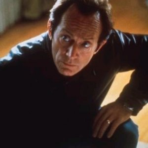 Lance Henriksen in Millennium