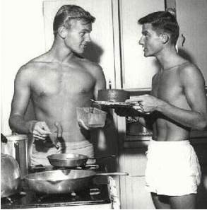 Tab Hunter ed un amico