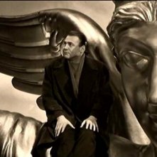 Bruno Ganz In Una Scena Di Il Cielo Sopra Berlino 25552