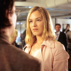 Franka Potente ne Le particelle elementari