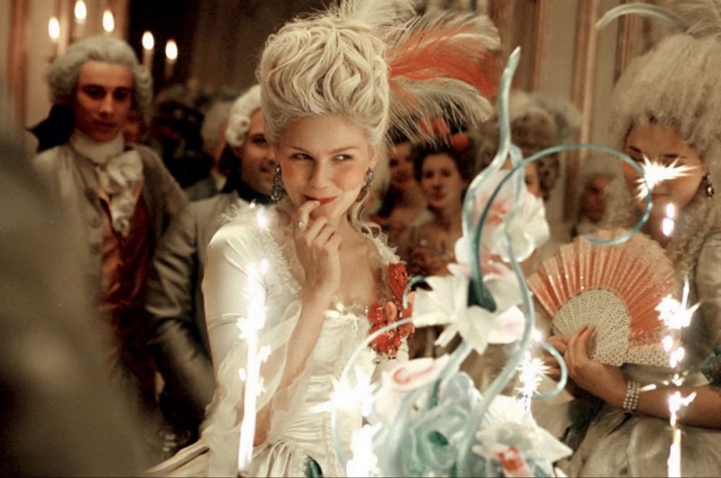 Kirsten Dunst è una maliziosa e fanciullesca Marie-Antoinette