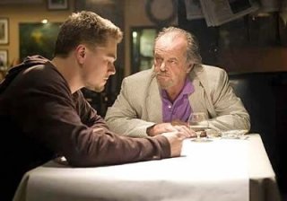 Leonardo DiCaprio con Jack Nicholson in una scena di the Departed