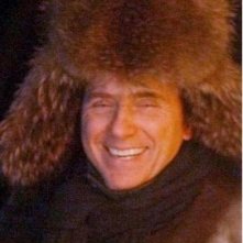 Un foltissimo colbacco per Silvio Berlusconi