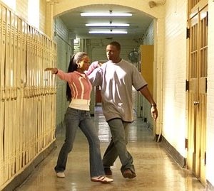 Rob Brown e Yaya DaCosta in una scena del film Ti va di ballare? - Take the Lead