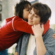 Luna Mijovic e Mirjana Karanovic in una scena di Grbavica