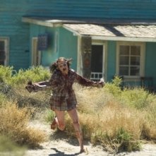 Una scena drammatica del film La casa del diavolo