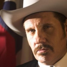 William Forsythe in una scena del film La casa del diavolo