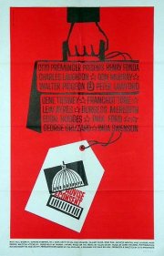 La locandina di Tempesta su Washington