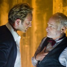 Josh Lucas E Richard Dreyfuss In Una Scena Di Poseidon 26803