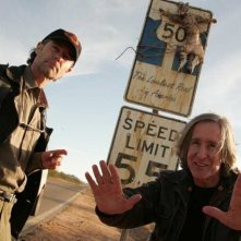 Il direttore della fotografia Christian Sebaldt e Mick Garris sul set di 'Desperation'