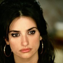 Un intenso primo piano di Penelope Cruz in Volver