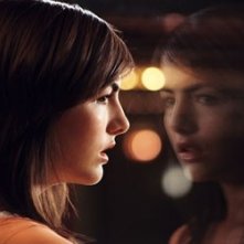 Camilla Belle in una scena del film Chiamata da uno sconosciuto