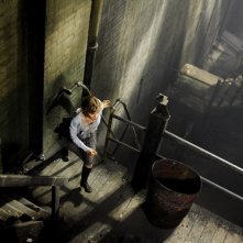 Radha Mitchell in una scena del film di Christophe Gans, SILENT HILL