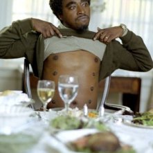 Eddie Griffin in una scena del film Hot Movie