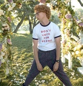 Josh Meyers in una scena del film Hot Movie