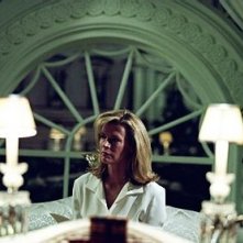 Kim Basinger in una scena del film The Sentinel