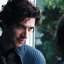 Melvil Poupaud in una scena del film Il tempo che resta