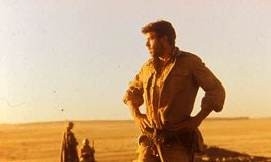 Pierfrancesco favino in El Alamein