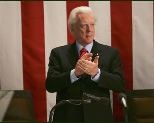 Donald Sutherland in 'Una donna alla Casa Bianca'